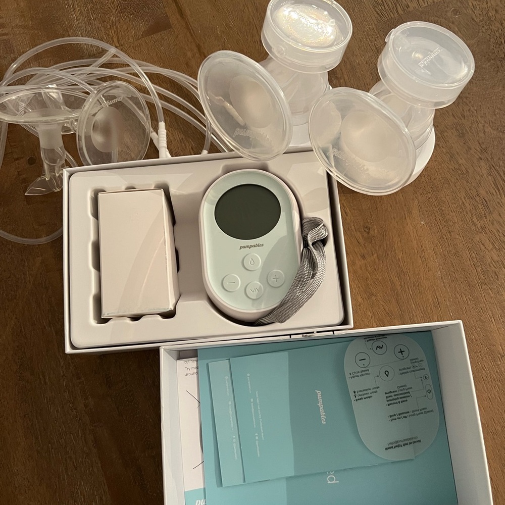 Pumpables Breast Pump with Accessories